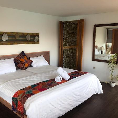 The Tree House Bed & Breakfast Nusa Dua  Bagian luar foto